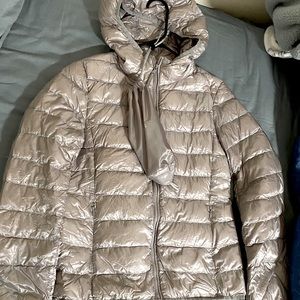 Long sleeve down jacket